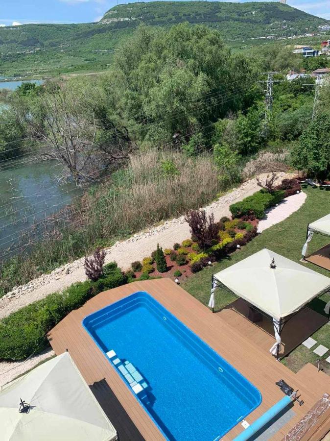 Hotel Acktion Deluxe Shumen Exterior foto