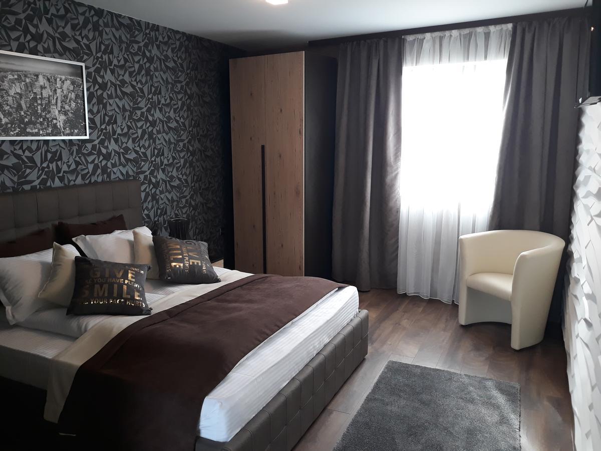Hotel Acktion Deluxe Shumen Exterior foto